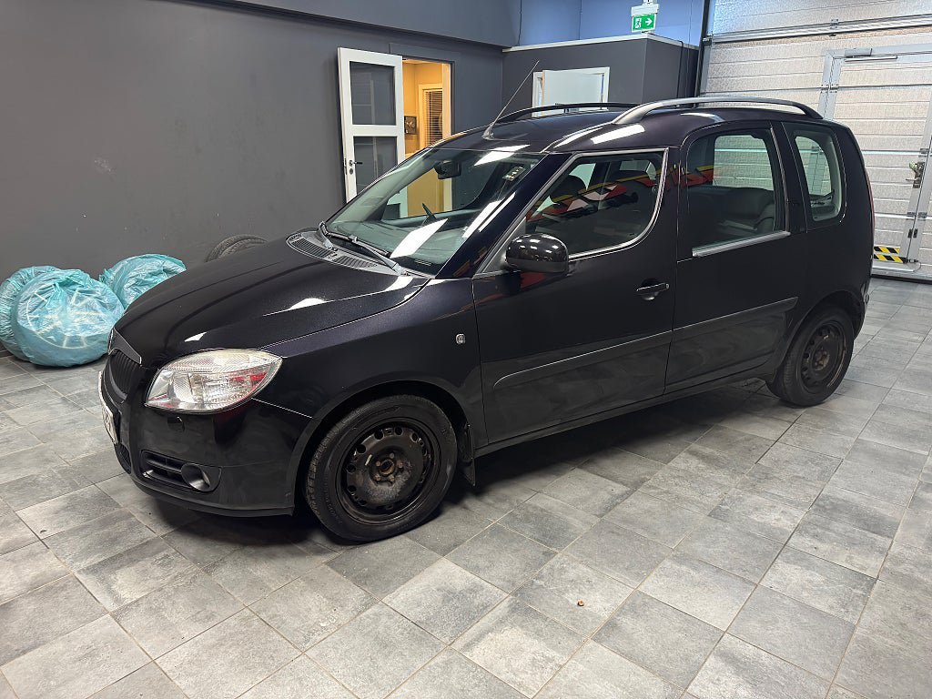 Vehicle Image 4