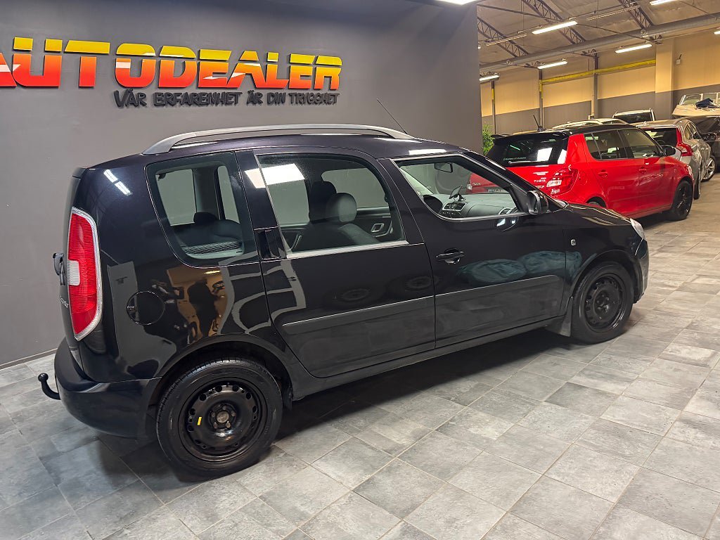 Vehicle Image 6
