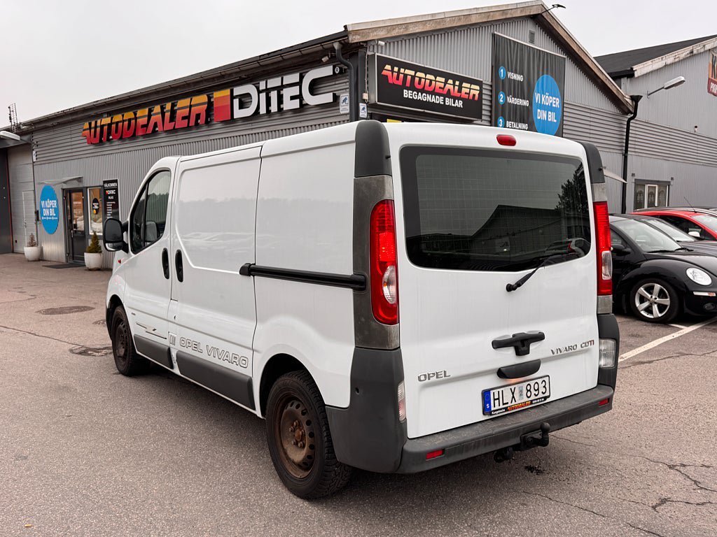 Vehicle Image 6