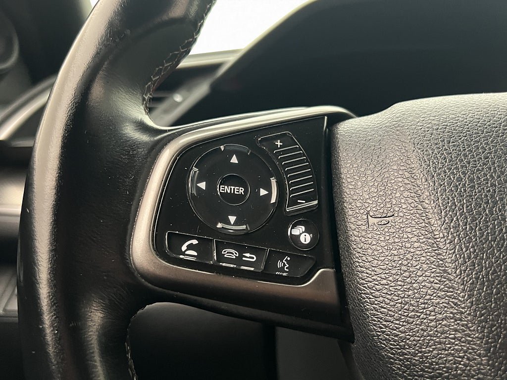 Vehicle Image 27