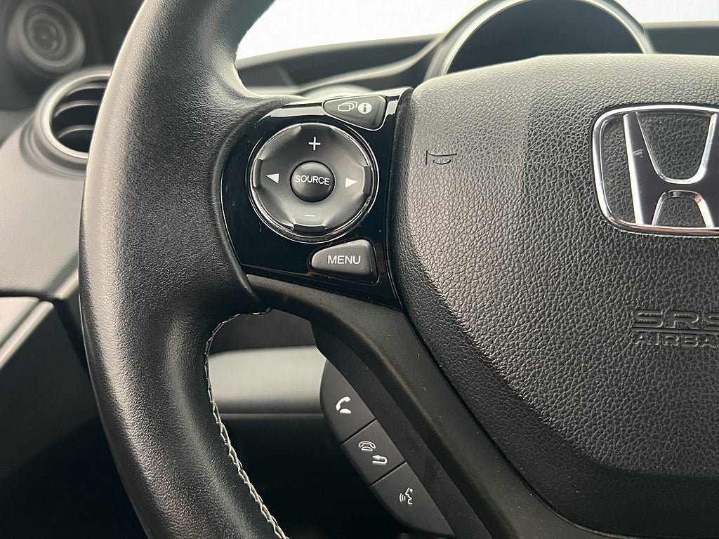 Vehicle Image 26