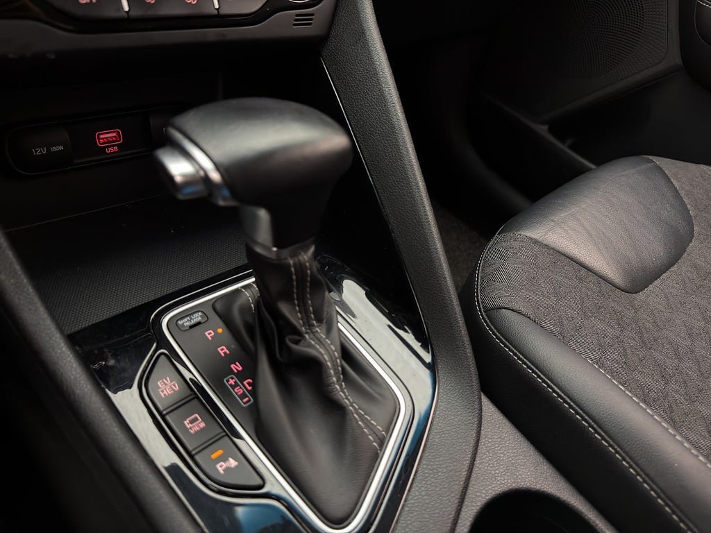 Vehicle Image 17