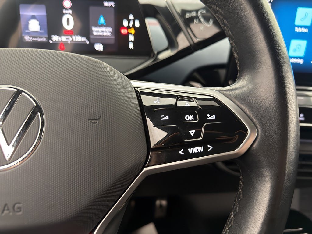 Vehicle Image 27