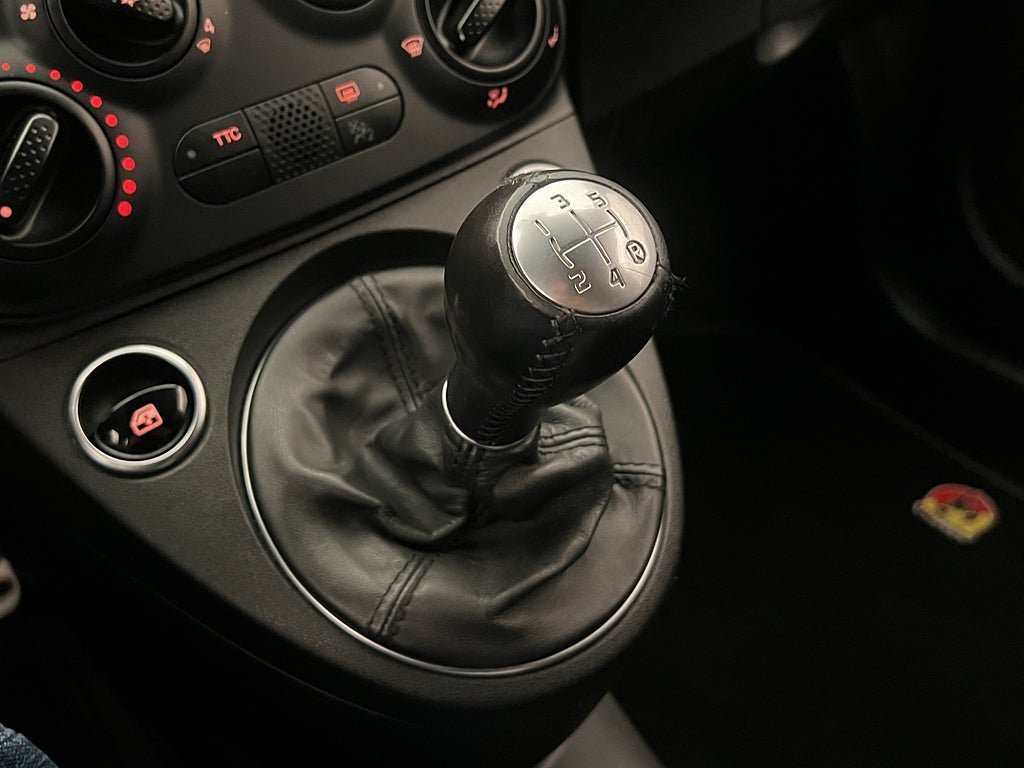 Vehicle Image 19