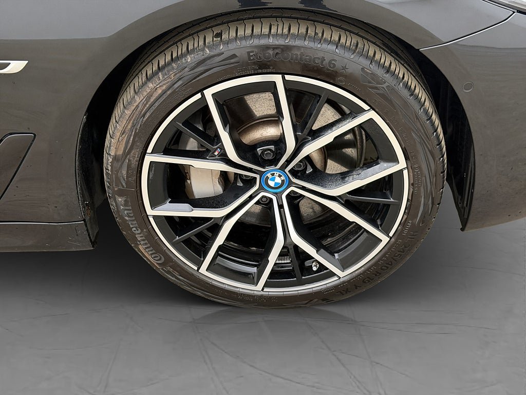 Vehicle Image 33