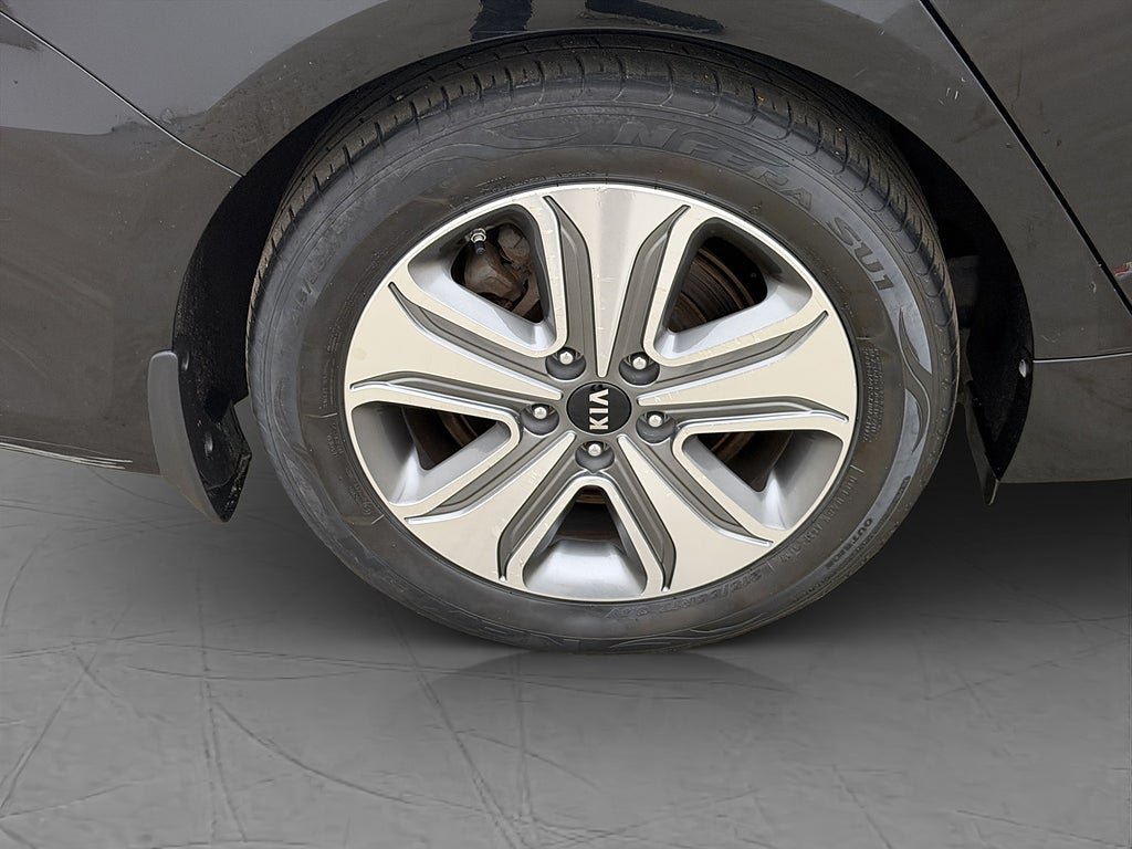 Vehicle Image 36