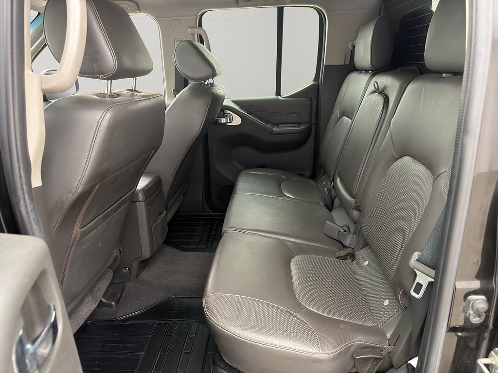 Vehicle Image 16