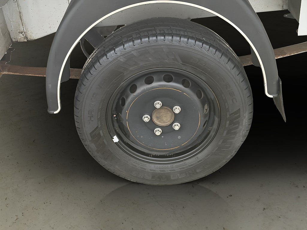 Vehicle Image 19