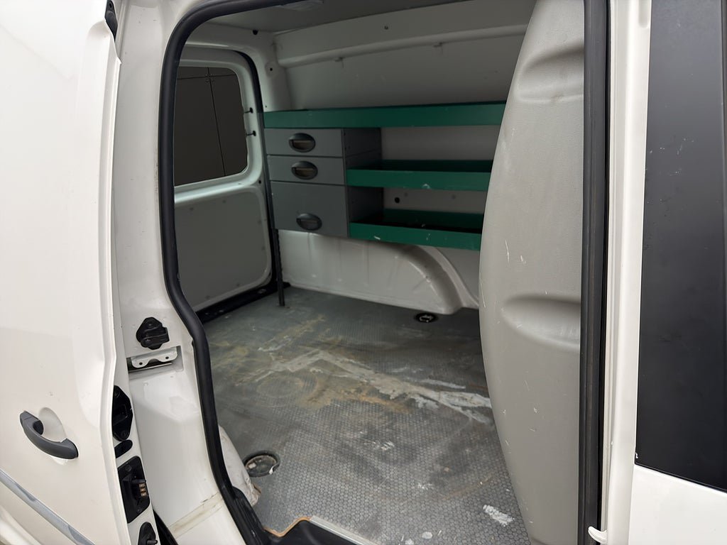 Vehicle Image 14