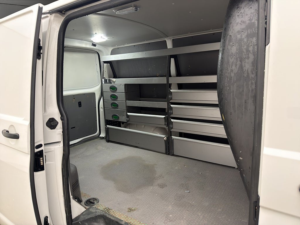 Vehicle Image 13