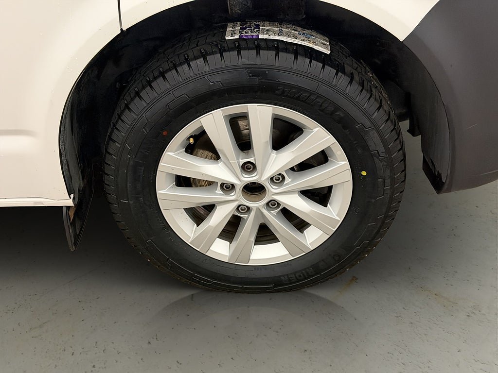 Vehicle Image 31
