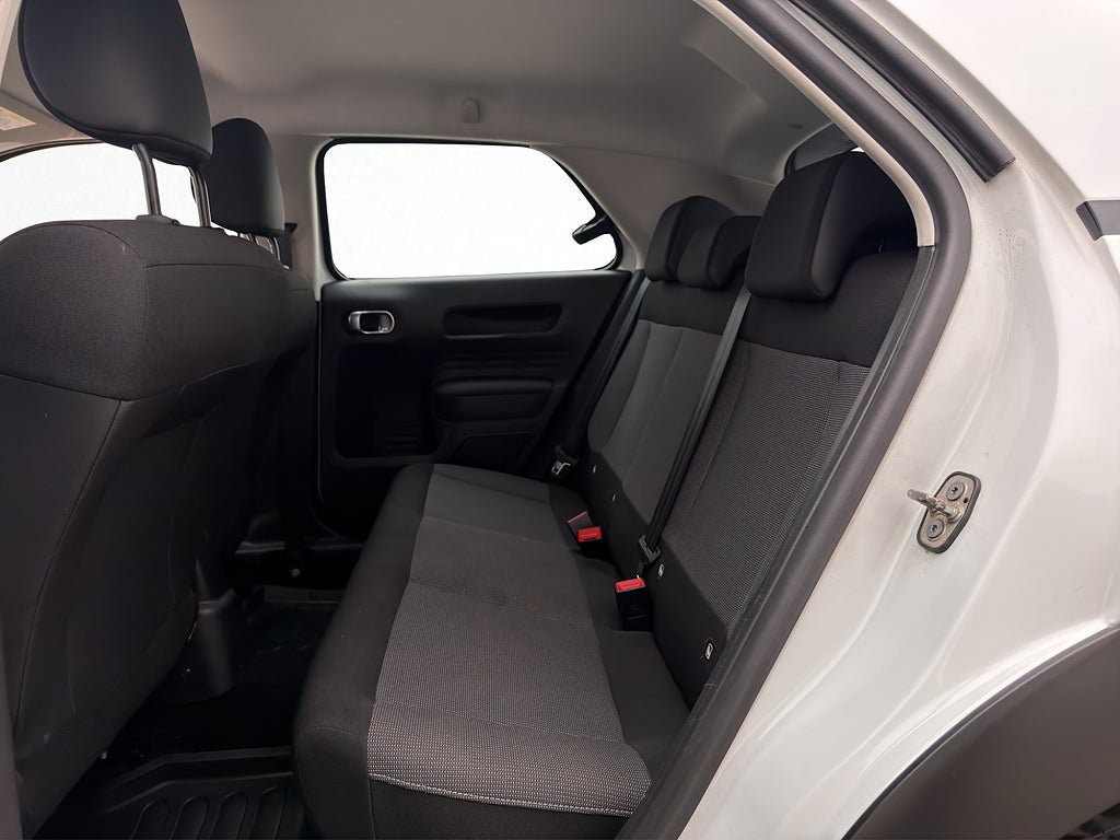 Vehicle Image 22