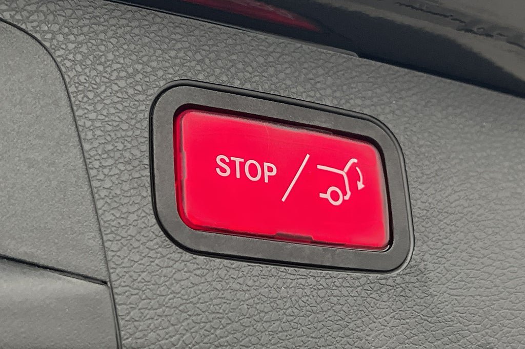 Vehicle Image 32