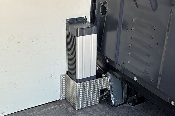 Vehicle Image 8