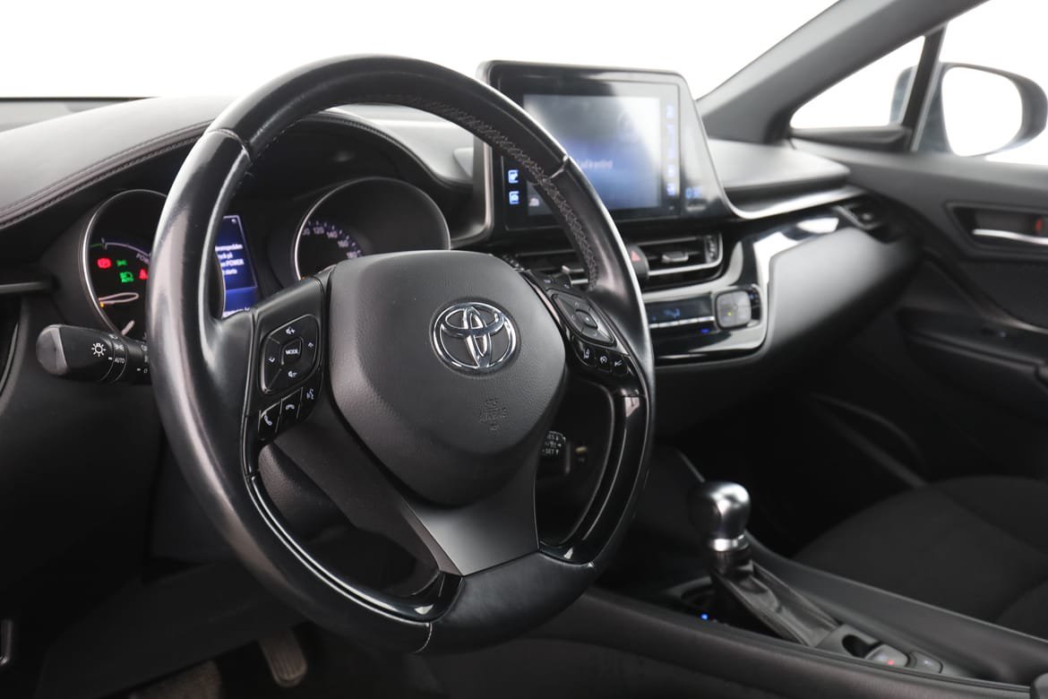 Vehicle Image 11