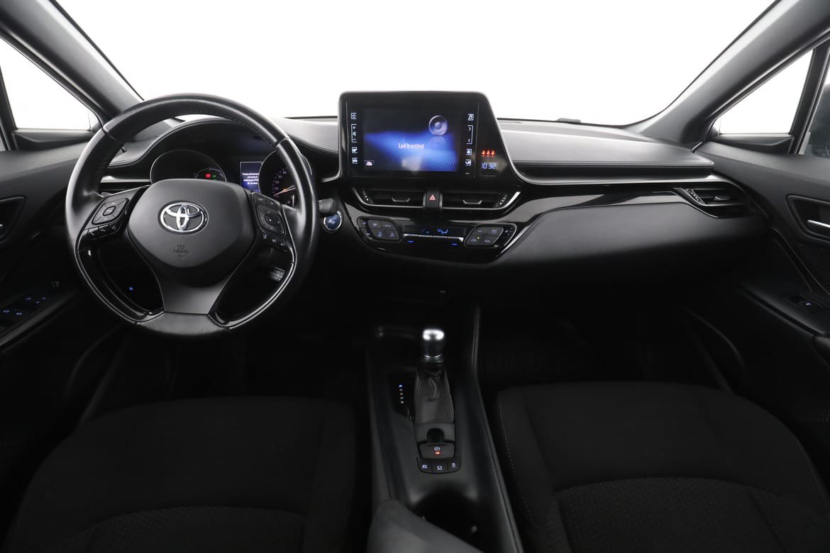 Vehicle Image 12