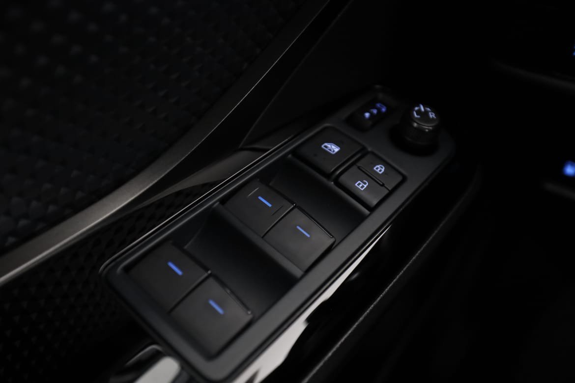 Vehicle Image 32