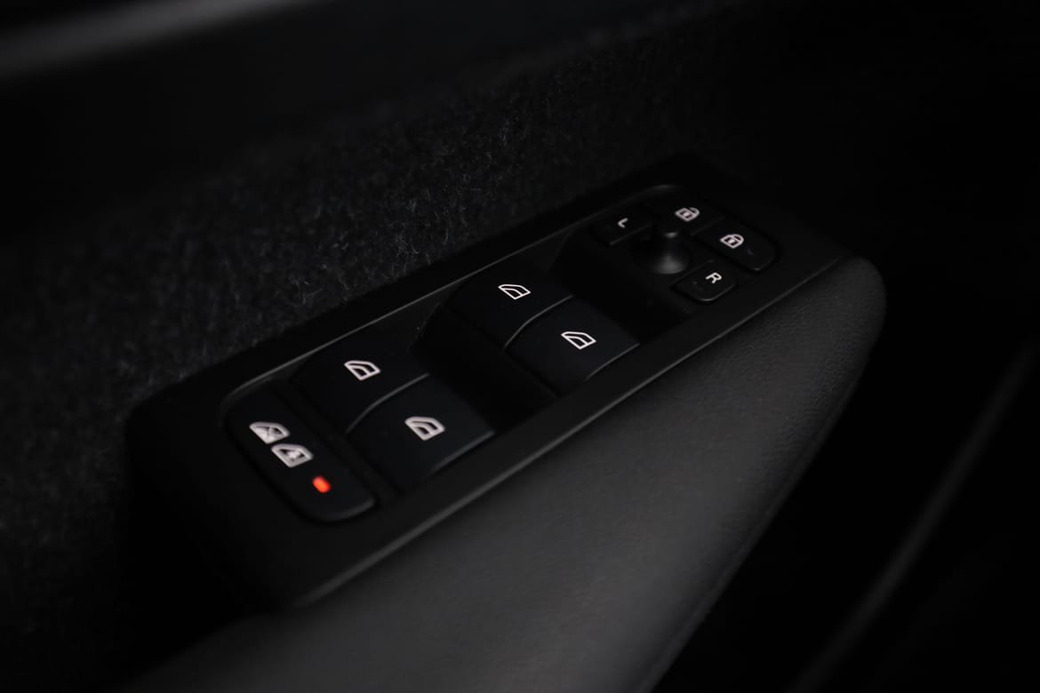 Vehicle Image 27