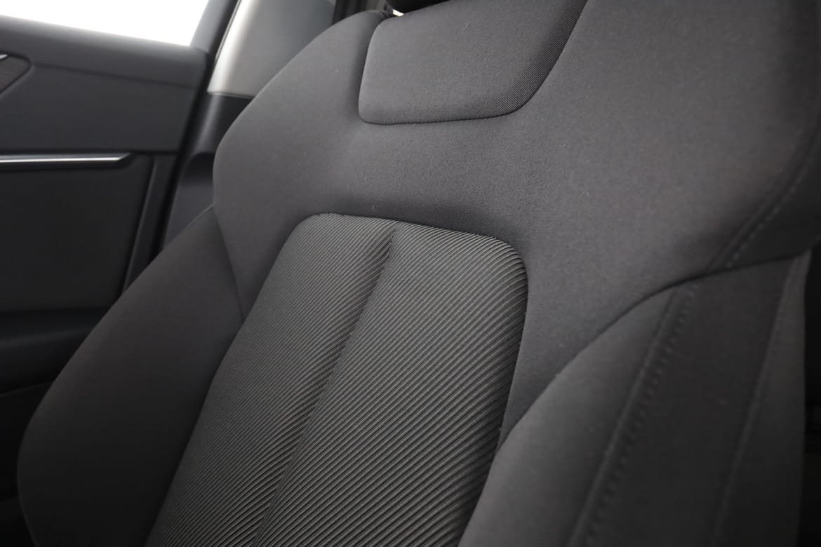 Vehicle Image 33