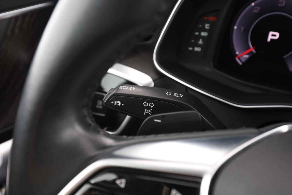 Vehicle Image 36