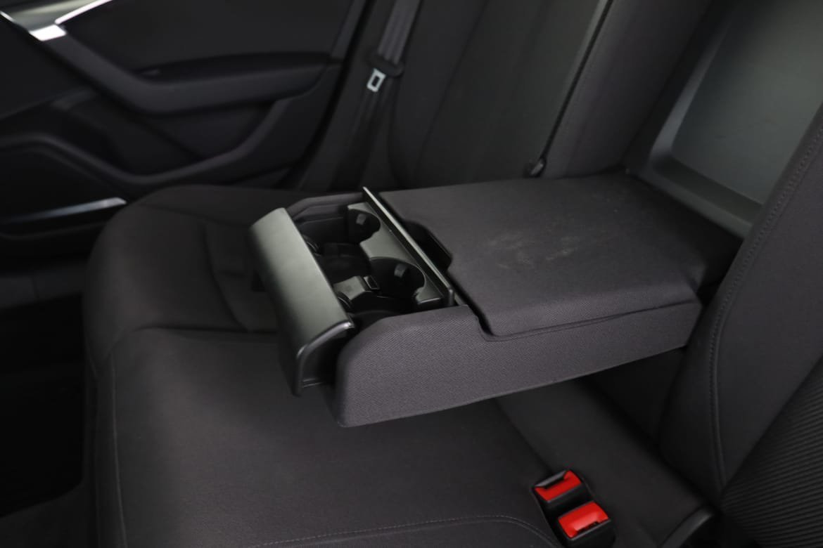 Vehicle Image 45