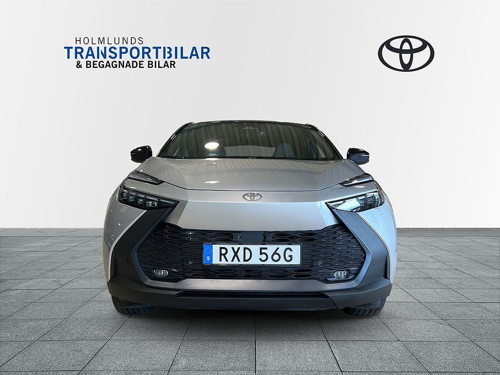 Vehicle Image 5