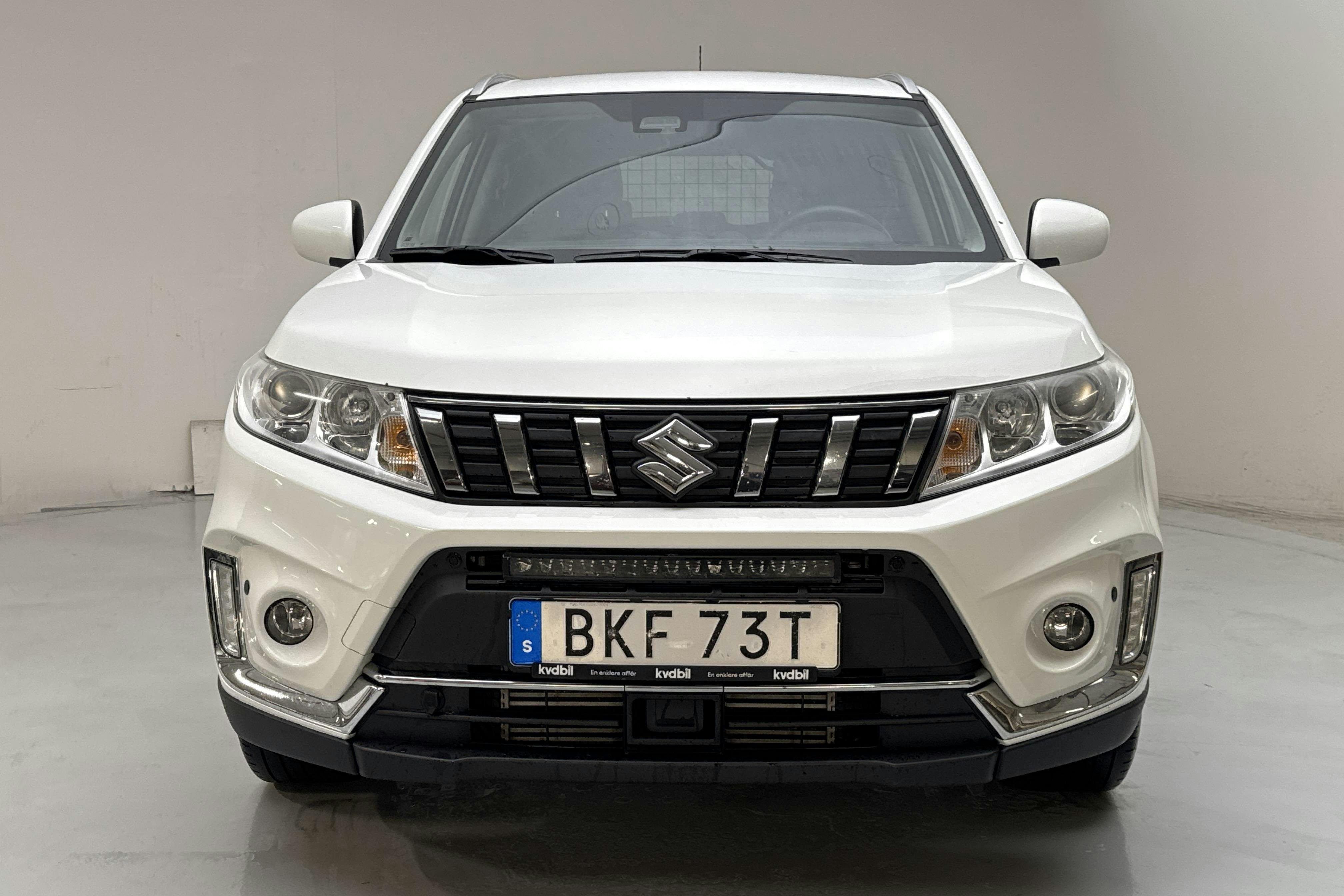 Vehicle Image 4