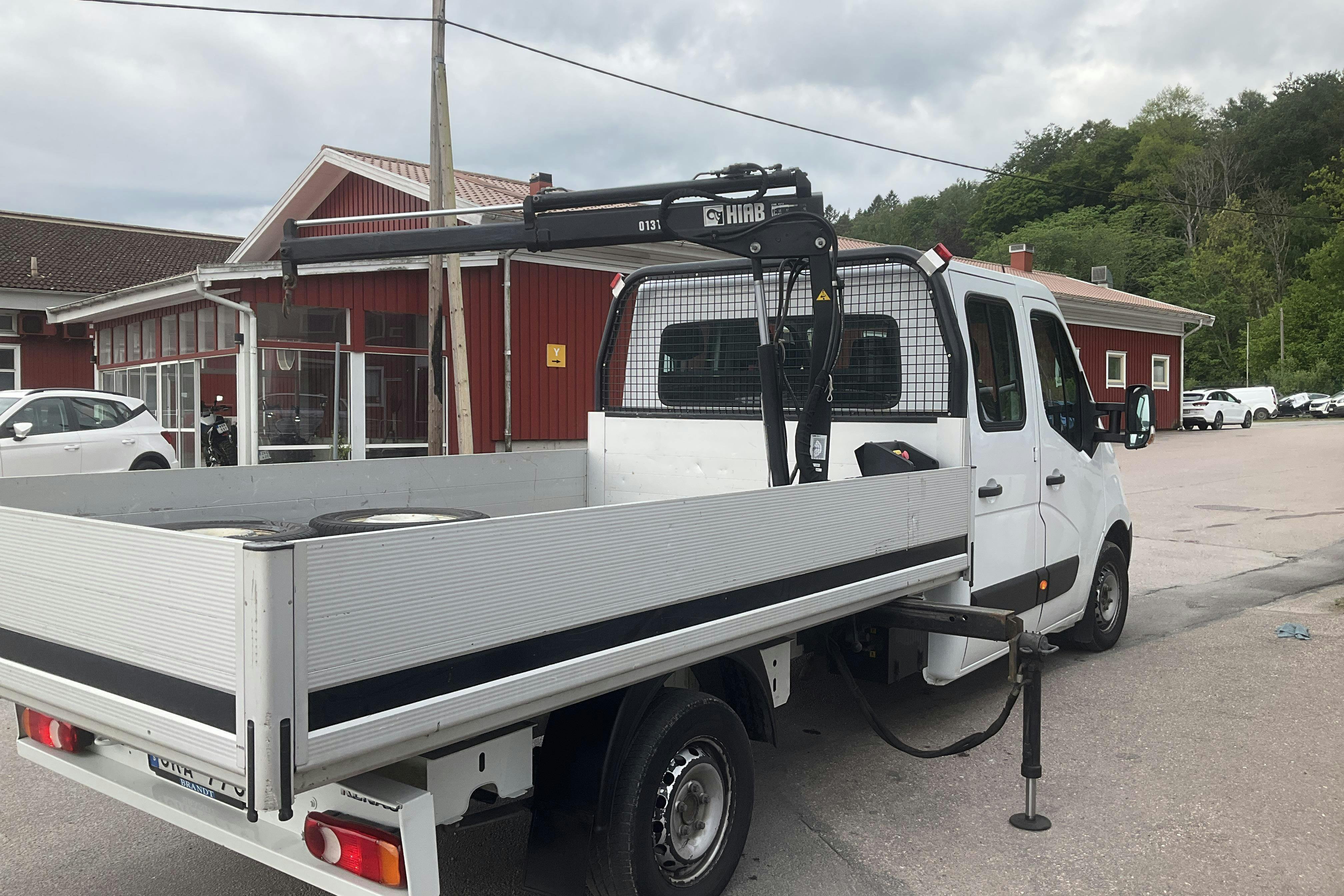 Vehicle Image 12