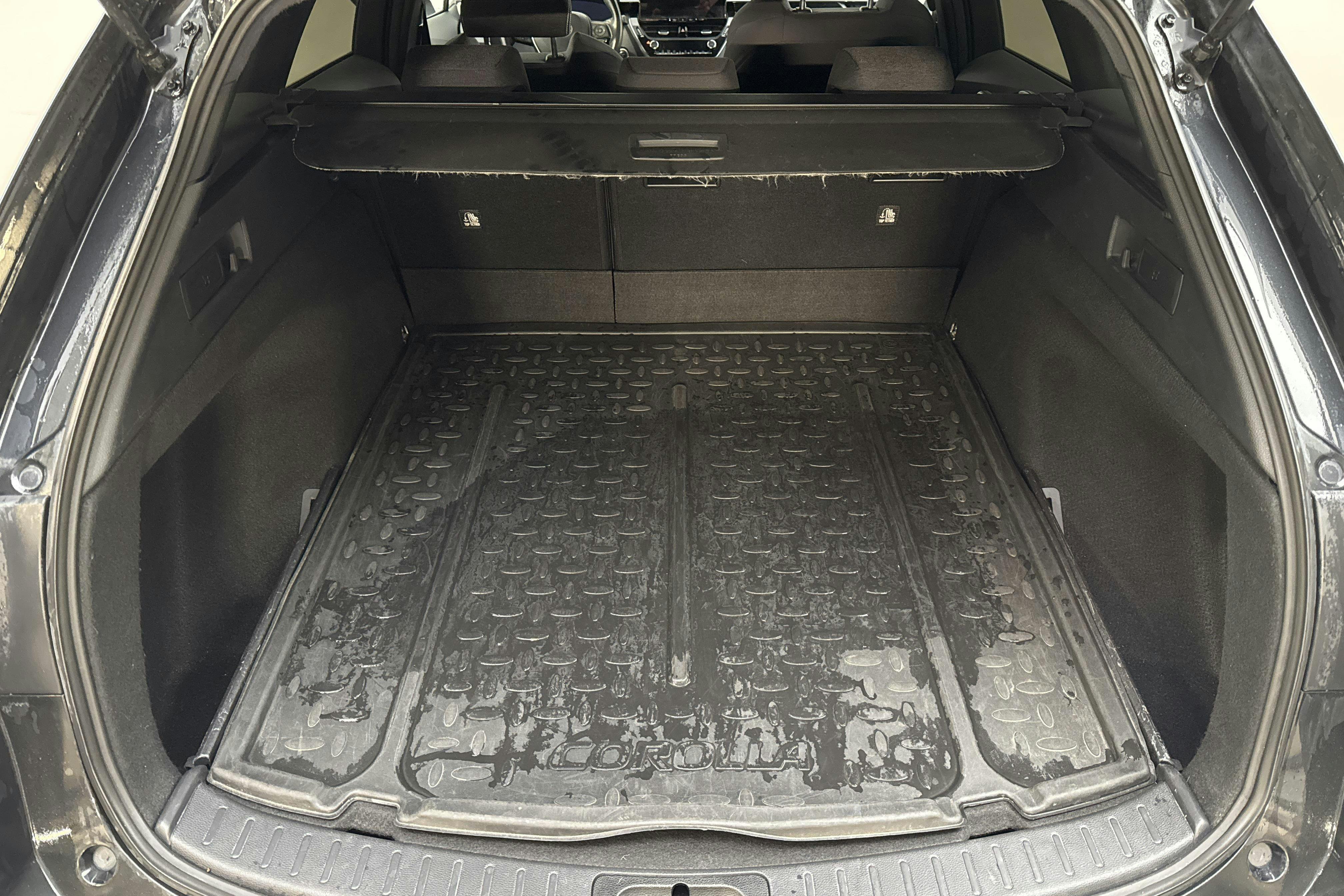 Vehicle Image 9