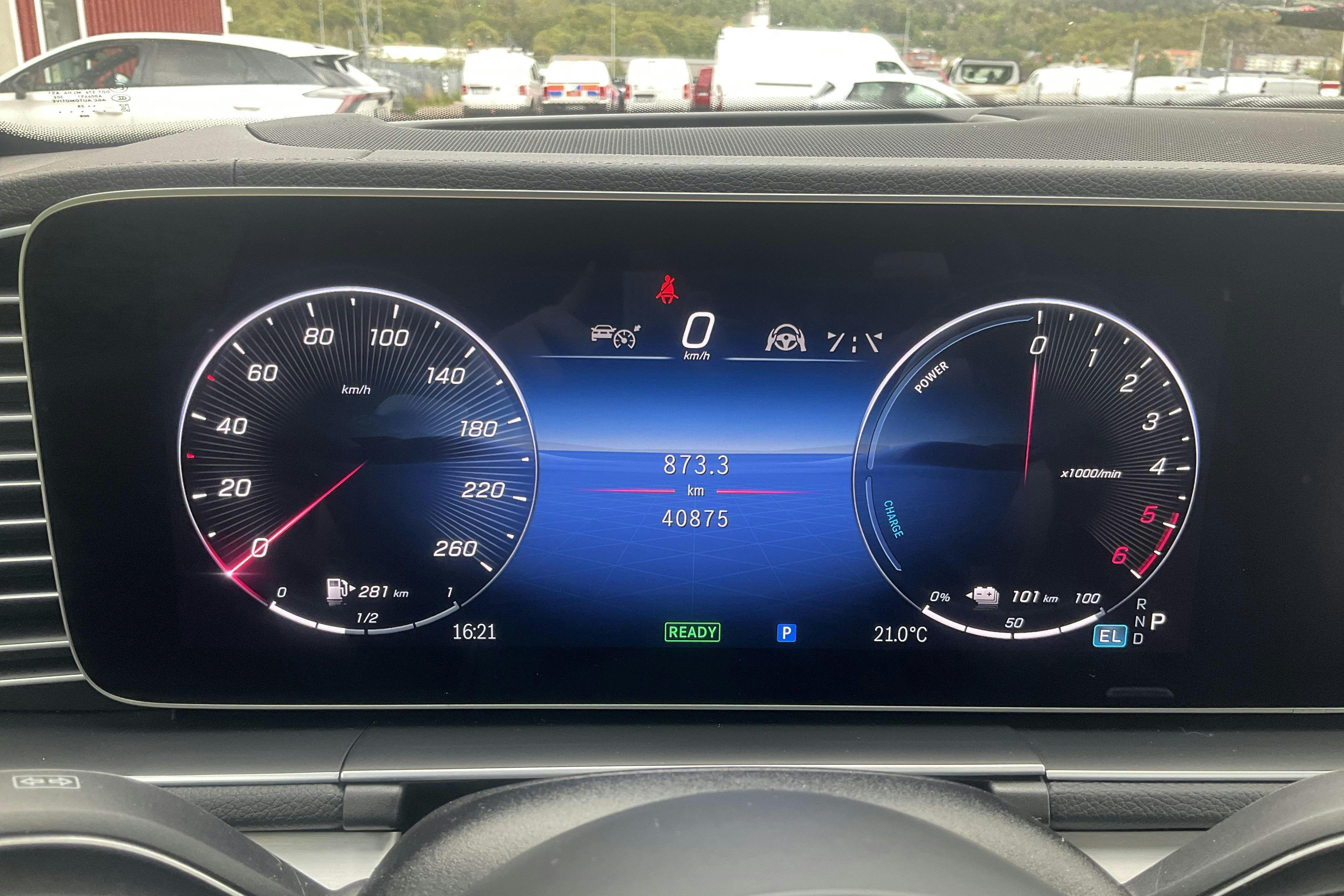 Vehicle Image 10
