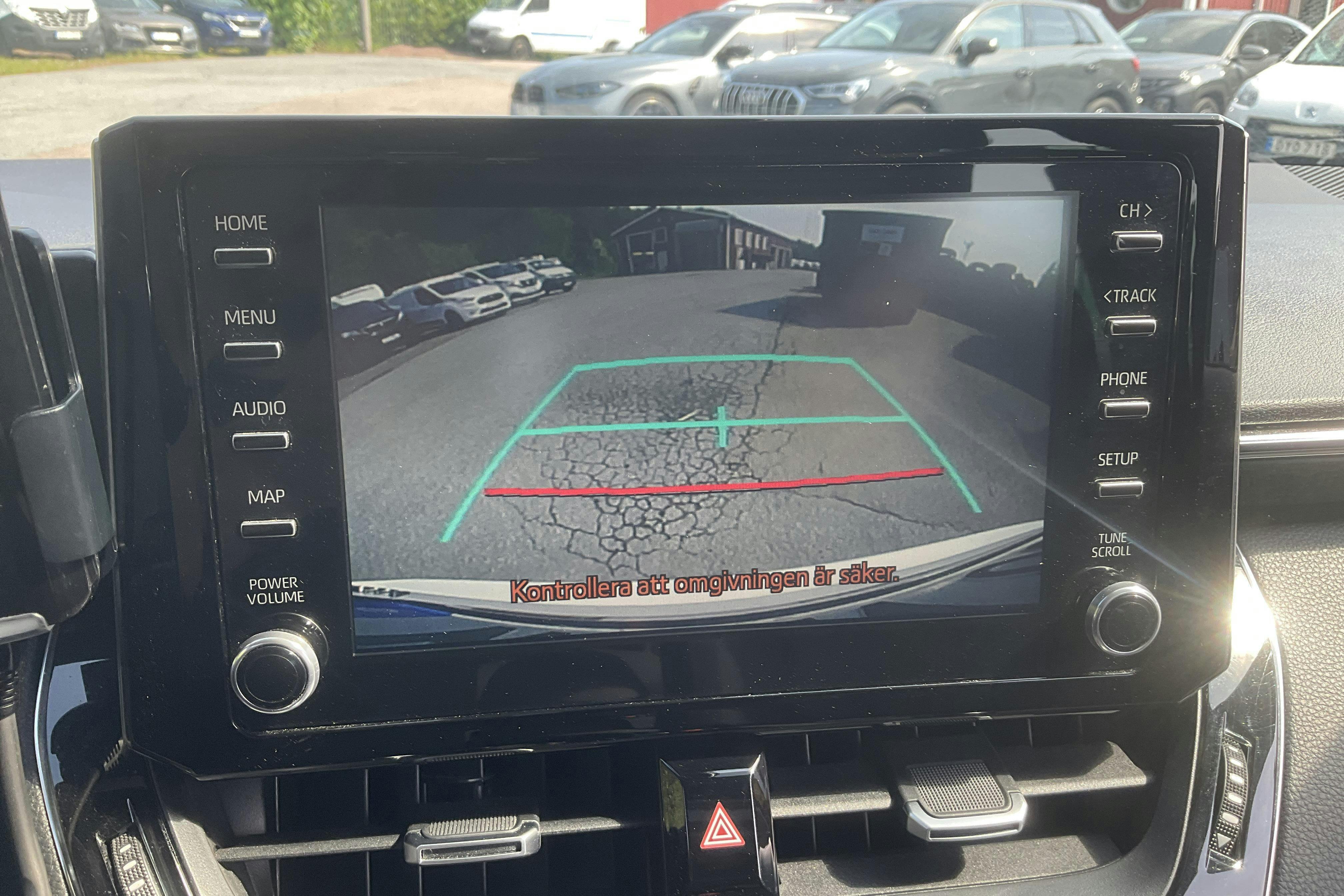 Vehicle Image 11