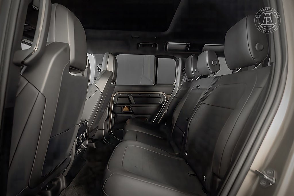 Vehicle Image 8