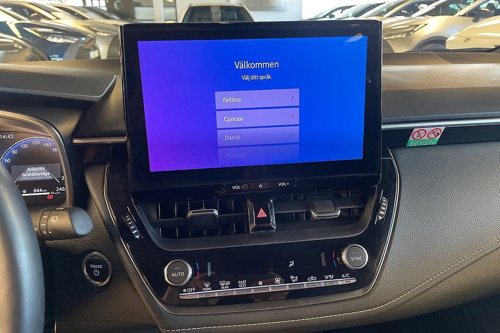 Vehicle Image 15