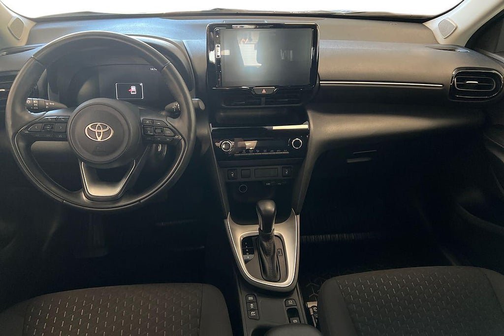 Vehicle Image 10