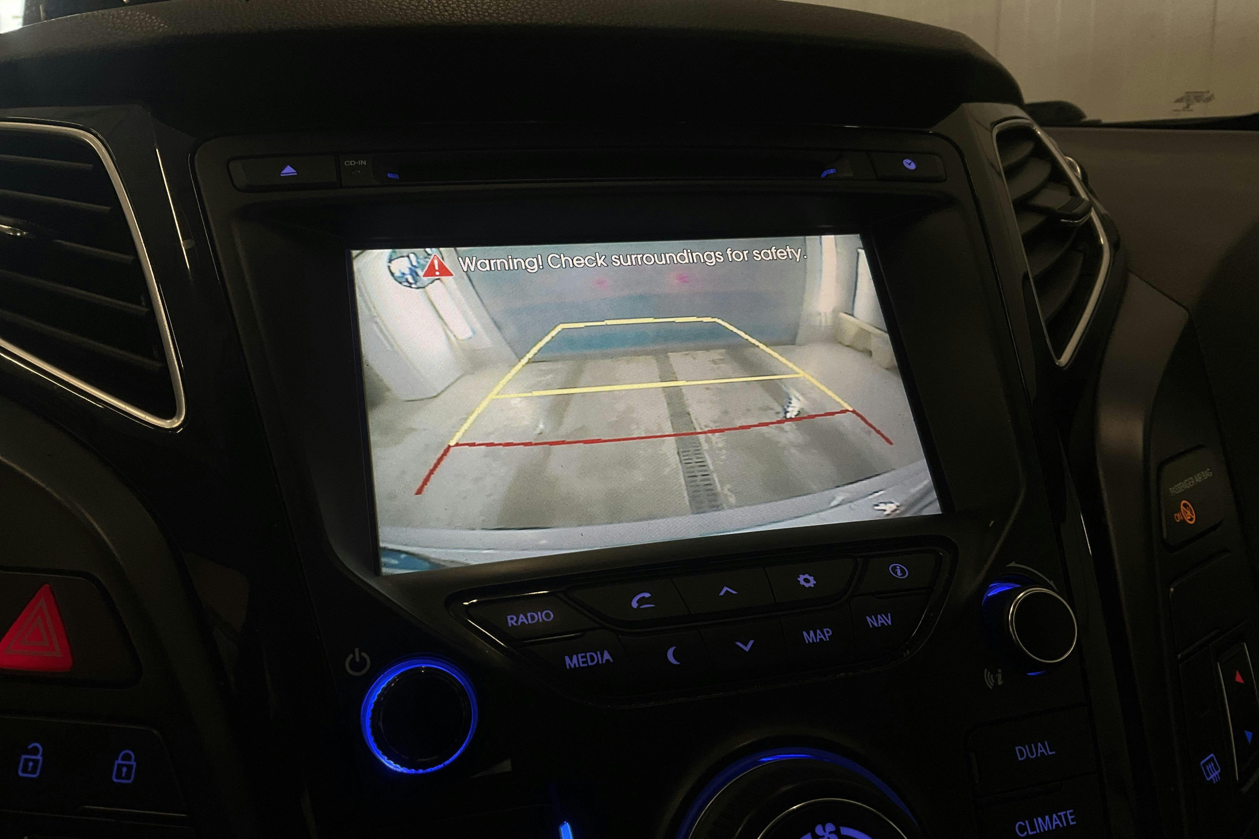 Vehicle Image 12