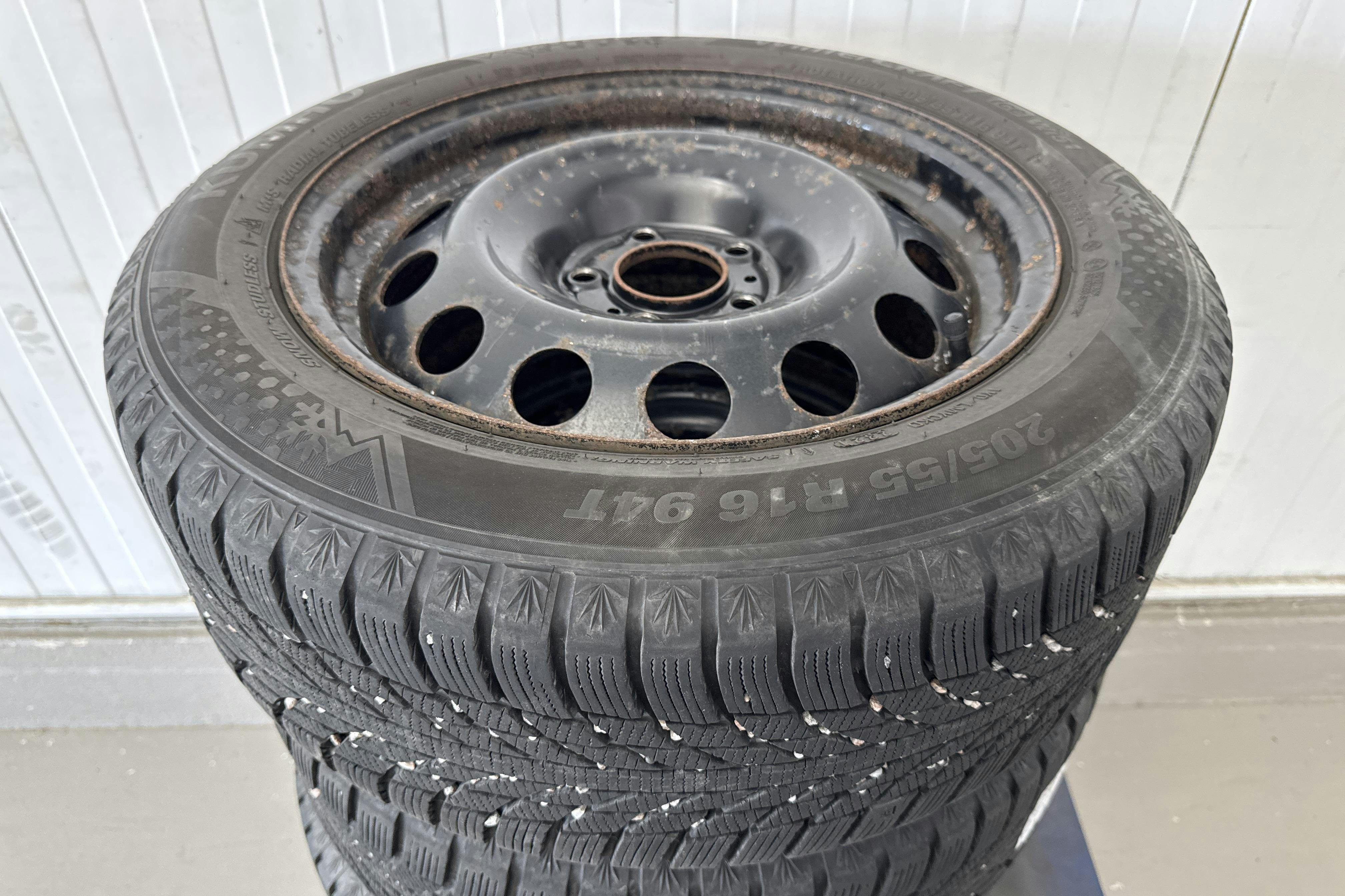 Vehicle Image 14
