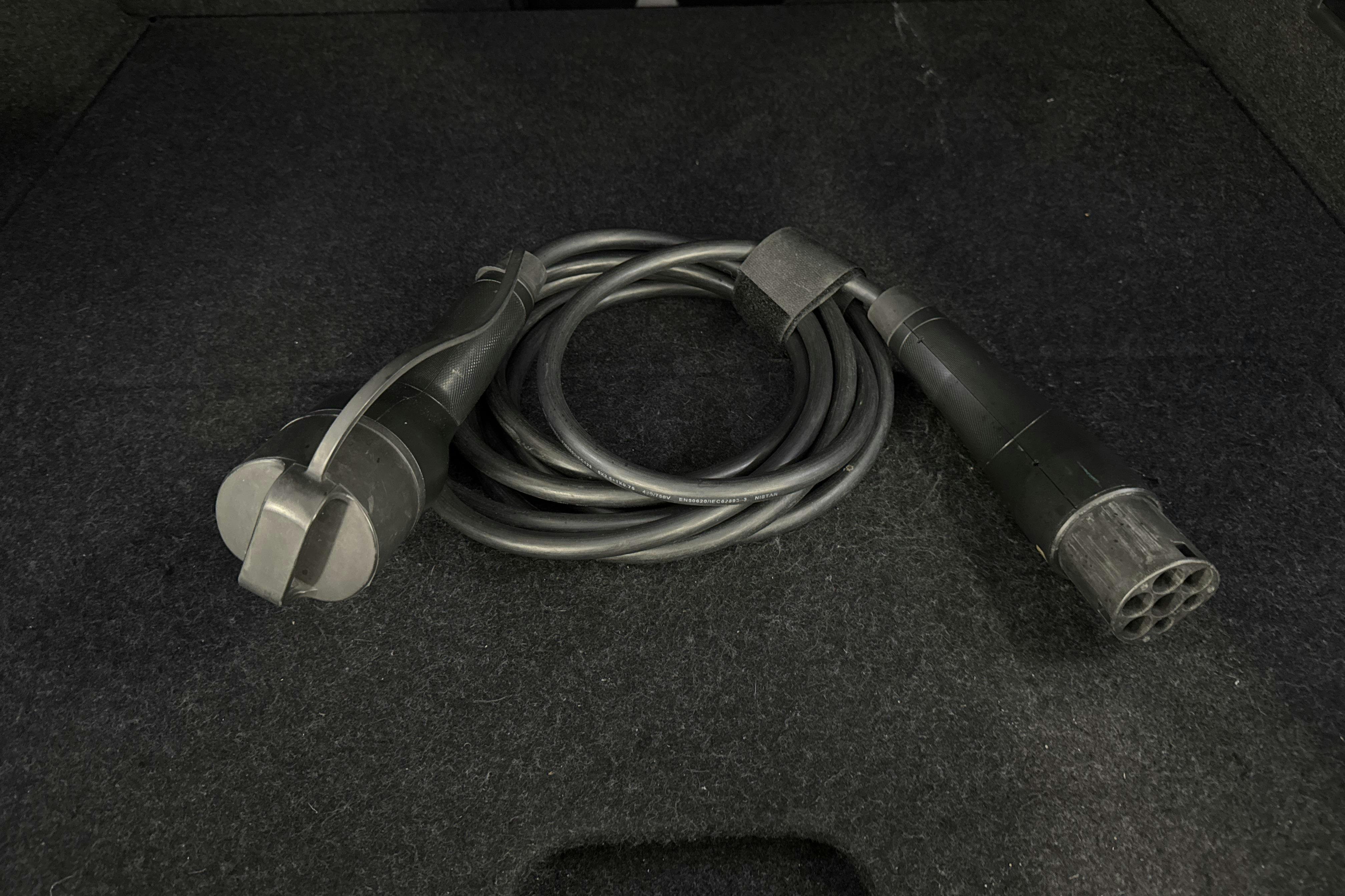 Vehicle Image 21