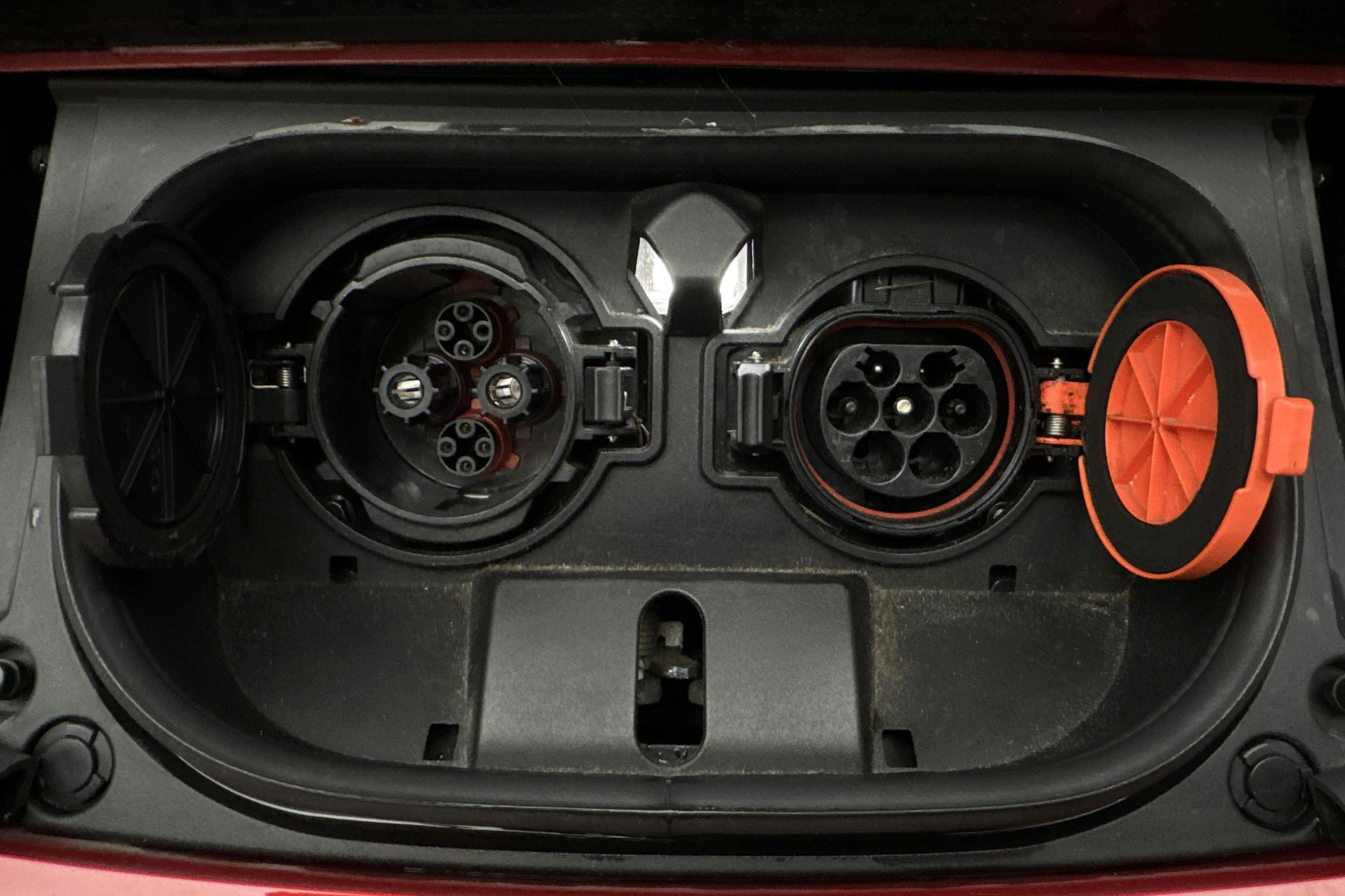 Vehicle Image 18