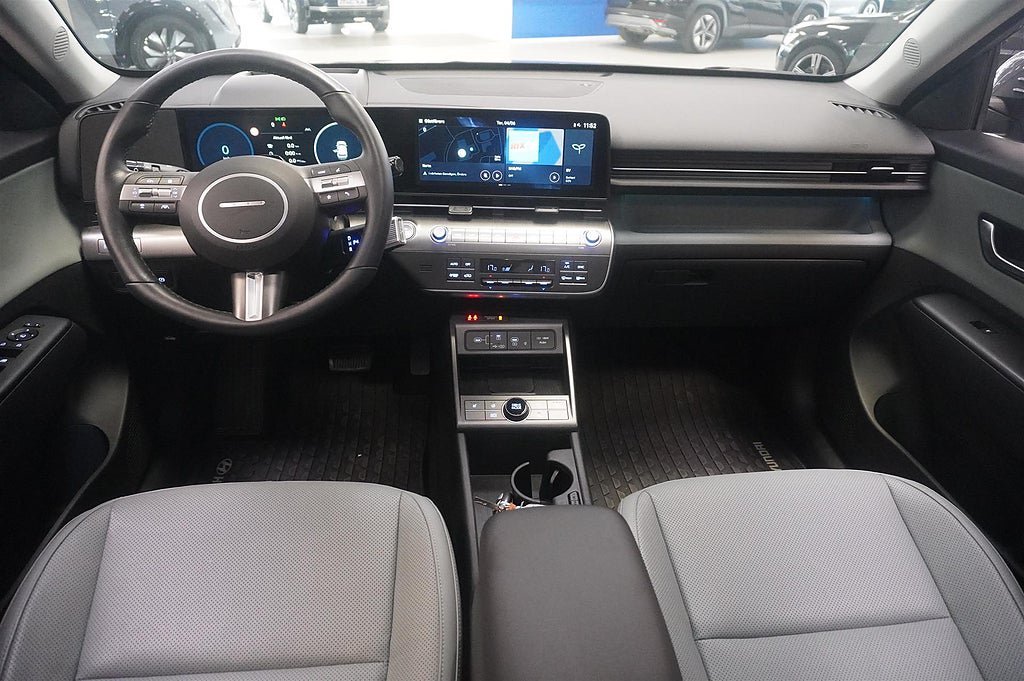 Vehicle Image 11