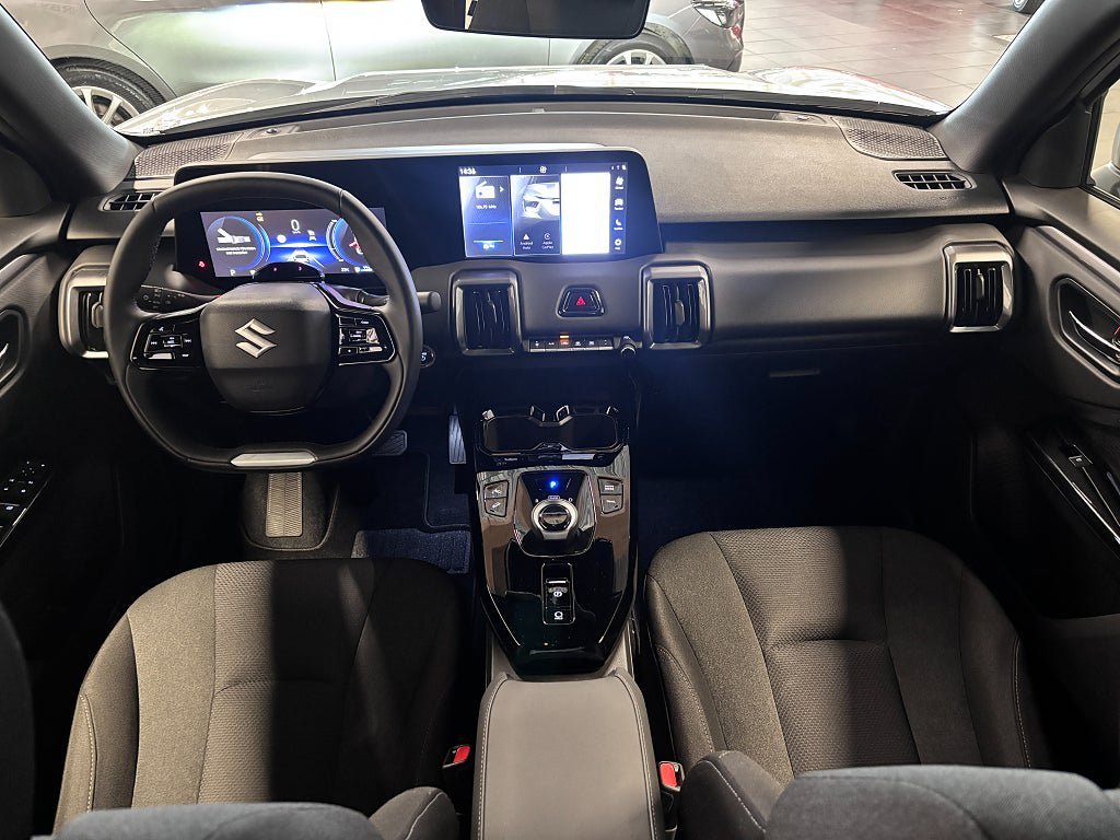 Vehicle Image 7