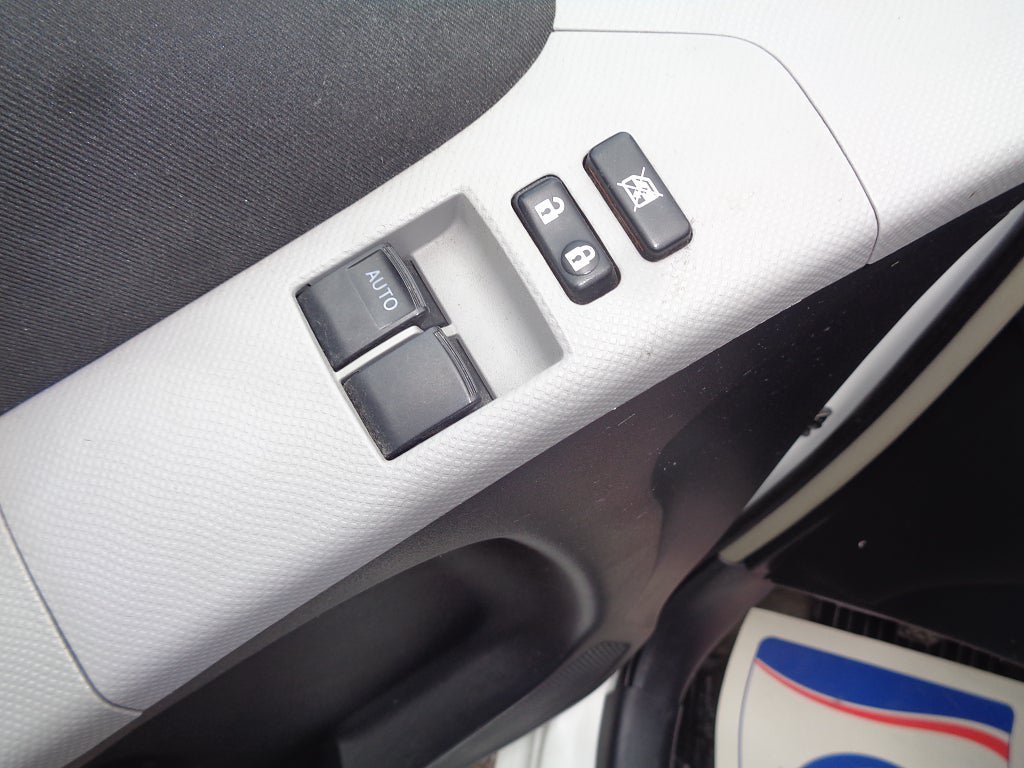 Vehicle Image 28