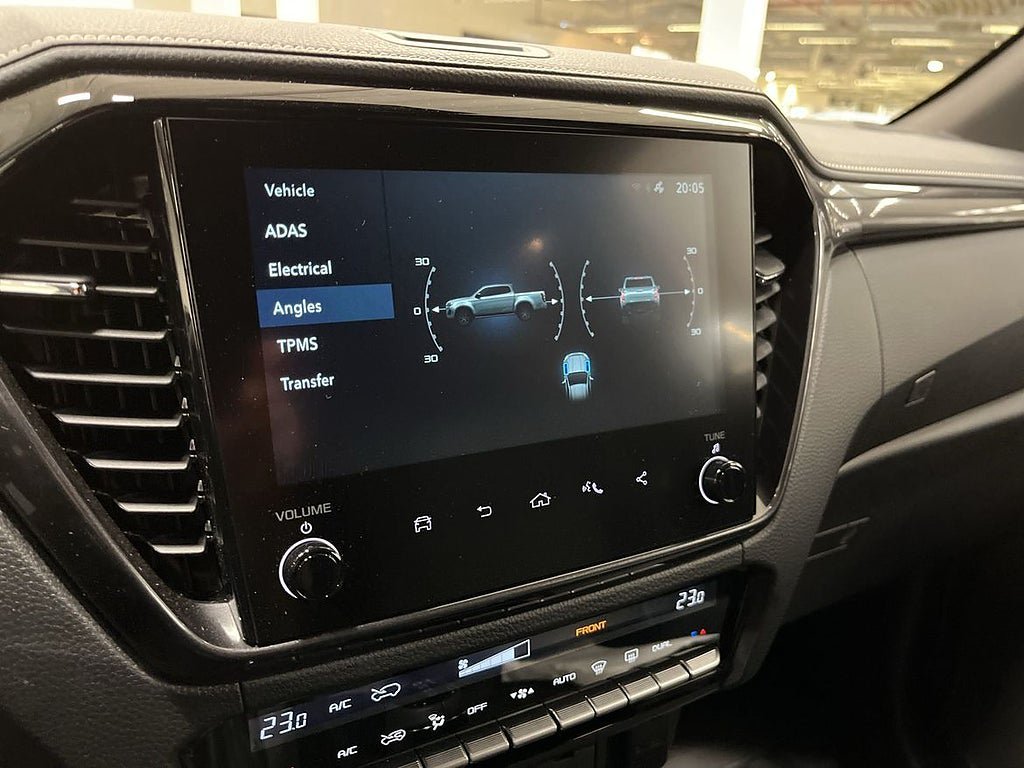 Vehicle Image 11