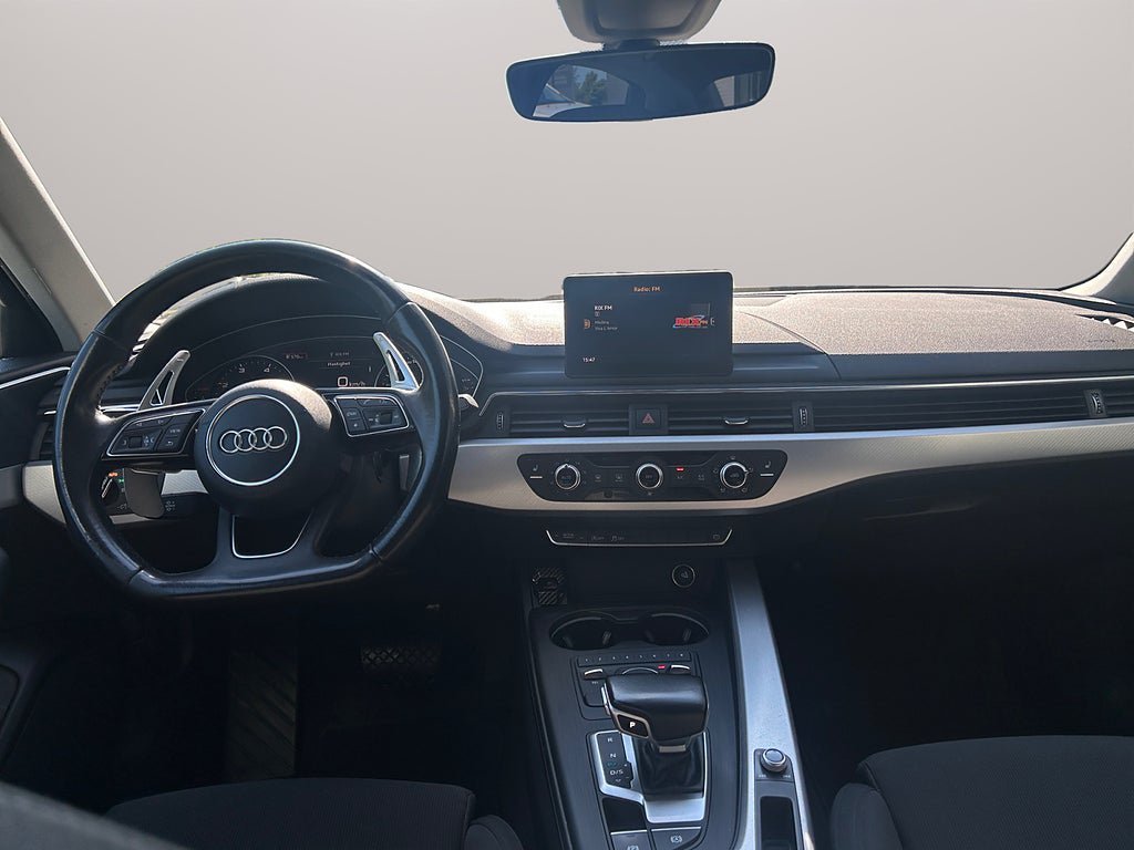 Vehicle Image 13