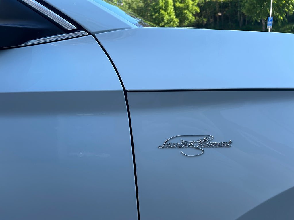 Vehicle Image 28