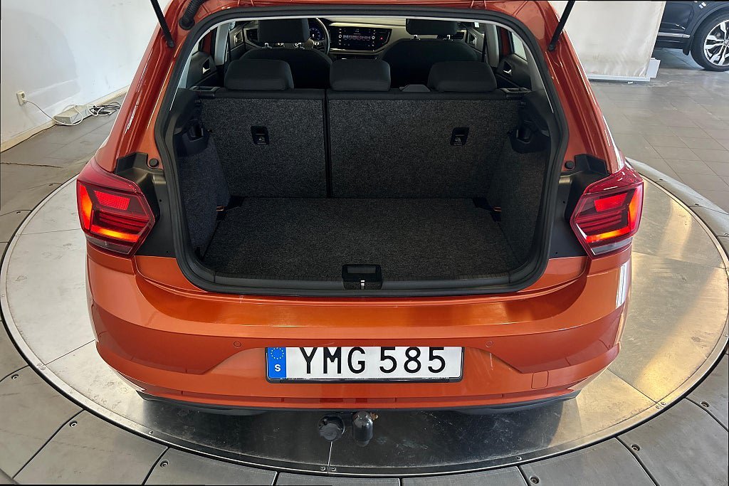 Vehicle Image 23
