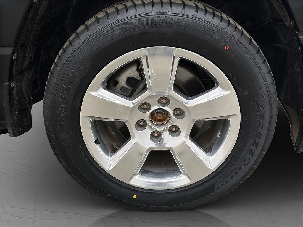 Vehicle Image 36