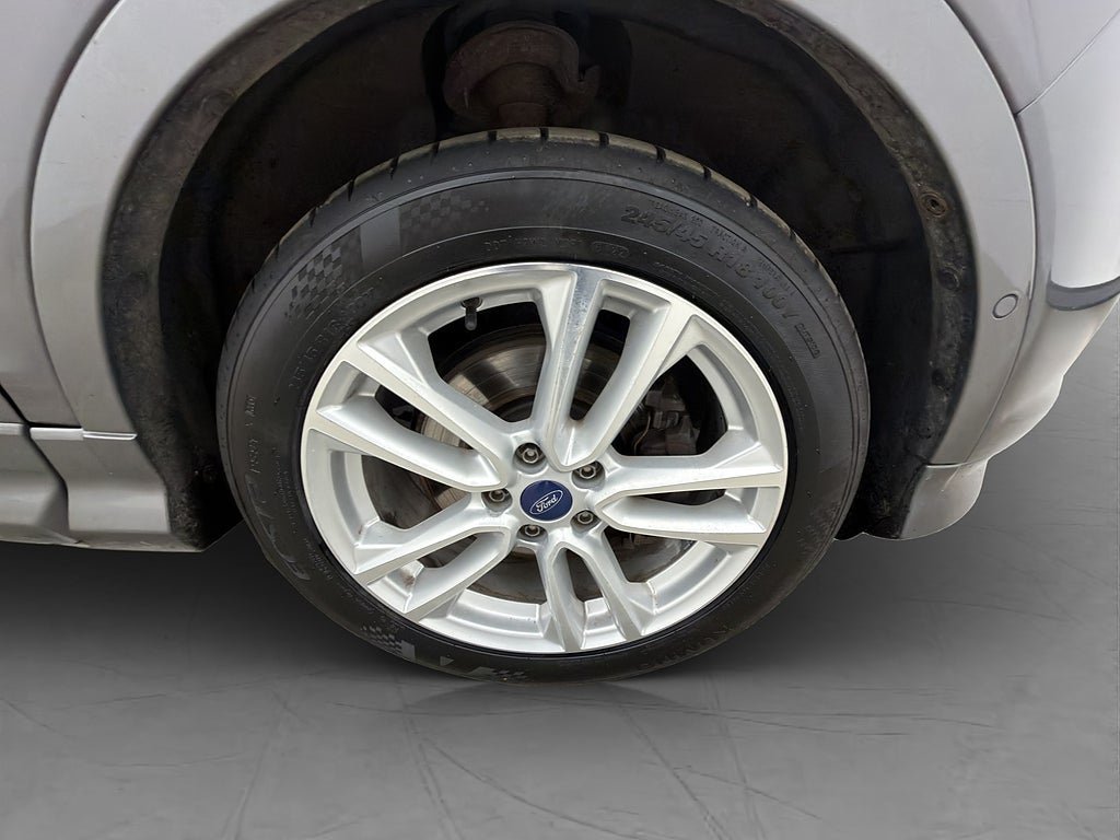 Vehicle Image 30