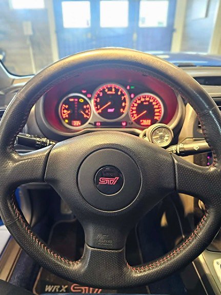 Vehicle Image 15