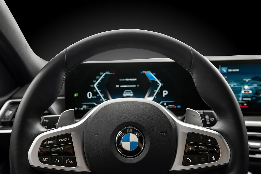 Vehicle Image 9