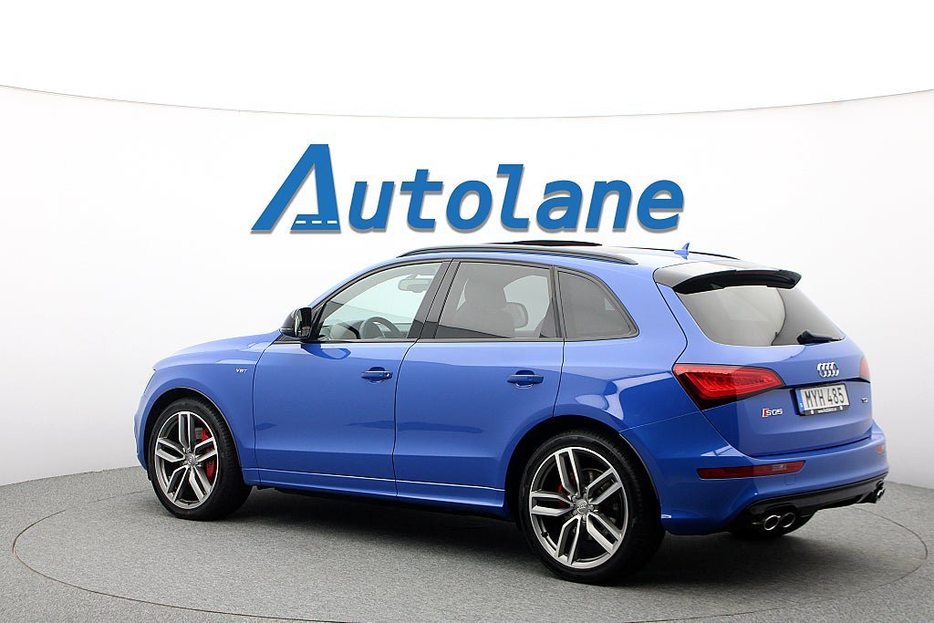 Vehicle Image 6